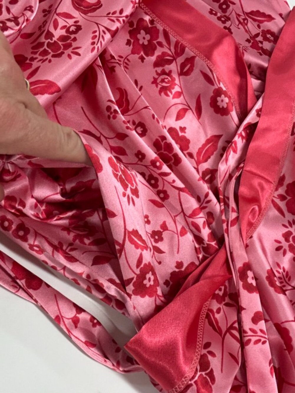 Cruz Small Pink Floral Satin Robe Cottagecore Coquette Valentine Loungewear - Picture 5 of 8